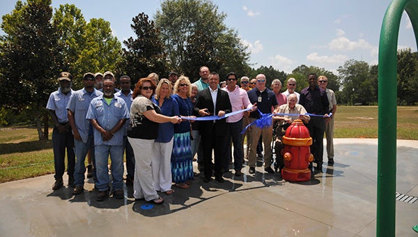 Splash pad now open at Poplarville's city park - Picayune Item ...