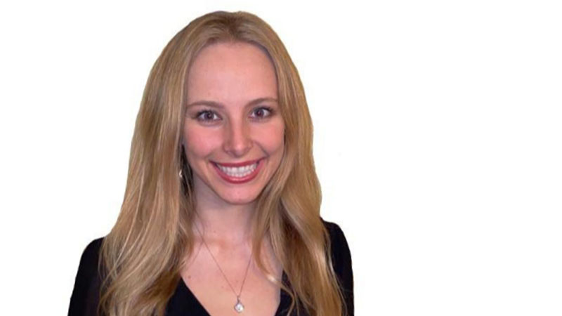 Maggie Stolz : Advertising representative